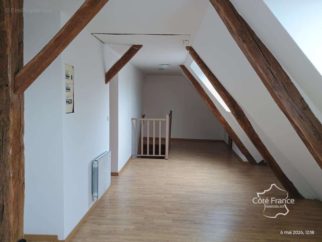 Maison à BRUNEHAMEL