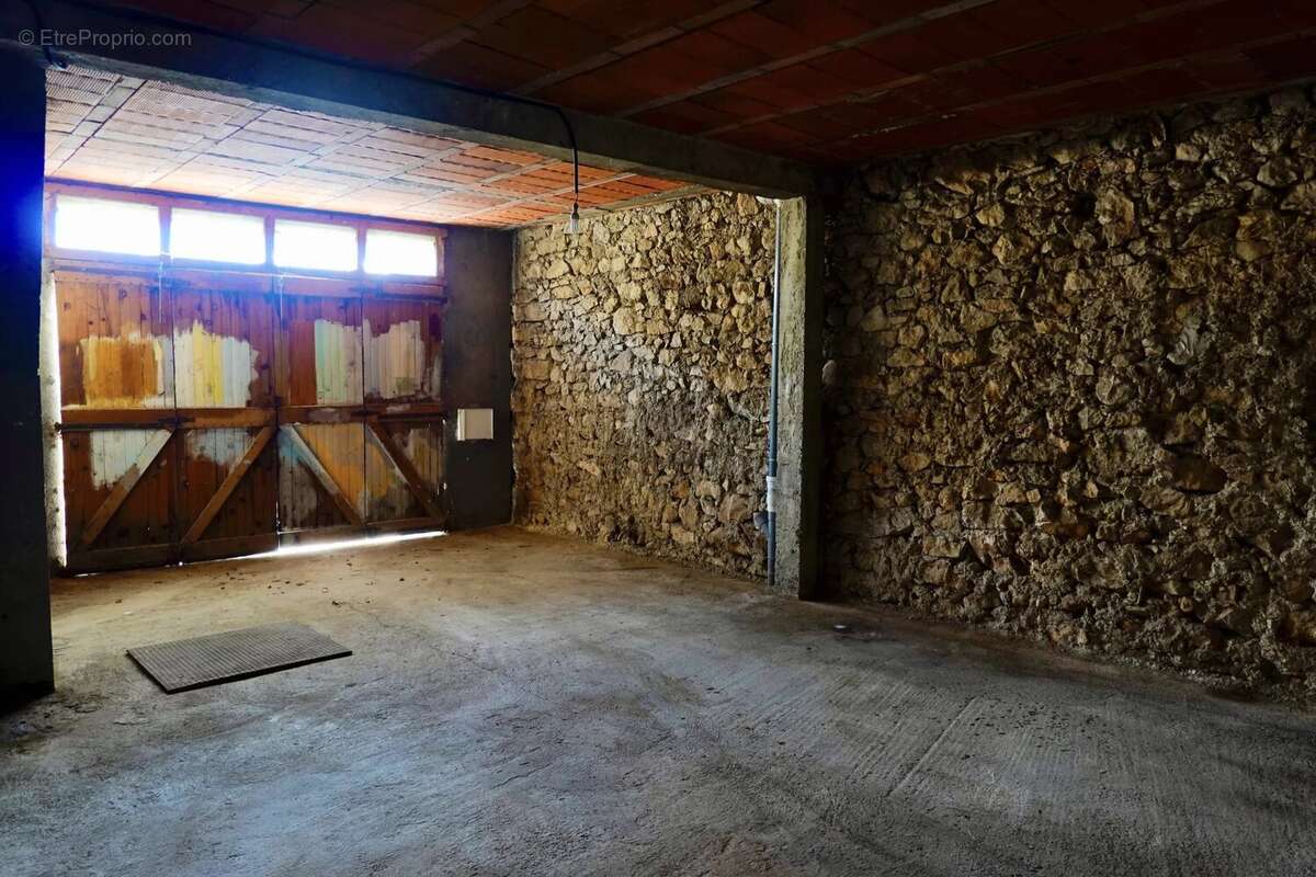 Maison à LE MAS-D'AZIL