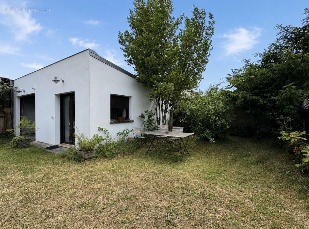 Maison à MERIGNAC