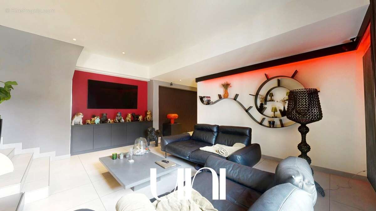 Appartement 5 pièces de 137m2 en hyper-centre - CAEN - photo 11