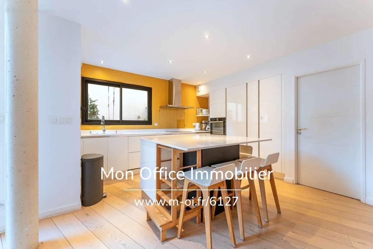 Maison à AIX-EN-PROVENCE