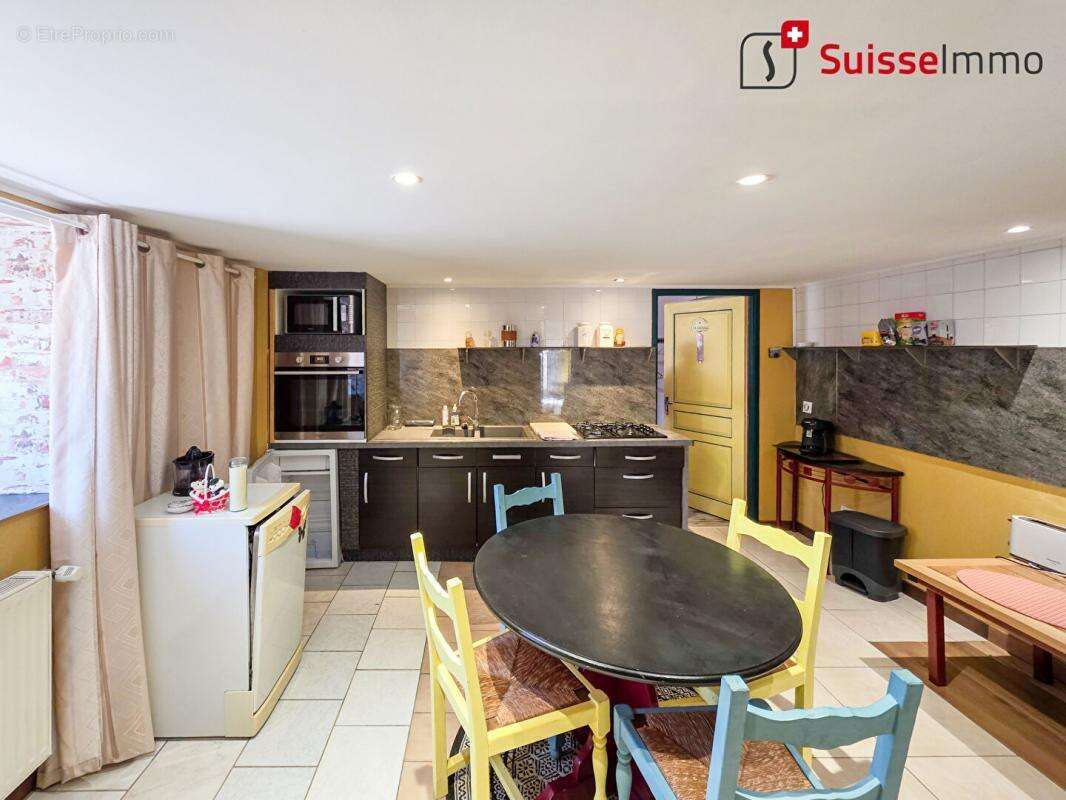 Maison à VALLEROIS-LE-BOIS