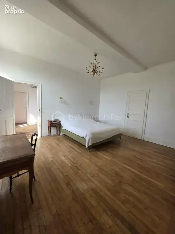 Maison de Maître de 310m2 avec dépendances et Terrain d'environ 2hectares 700 - photo 9
