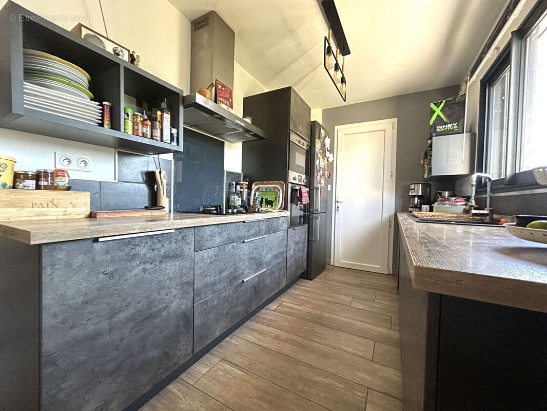 Maison contemporaine de 2017 à PLONEIS - photo 4