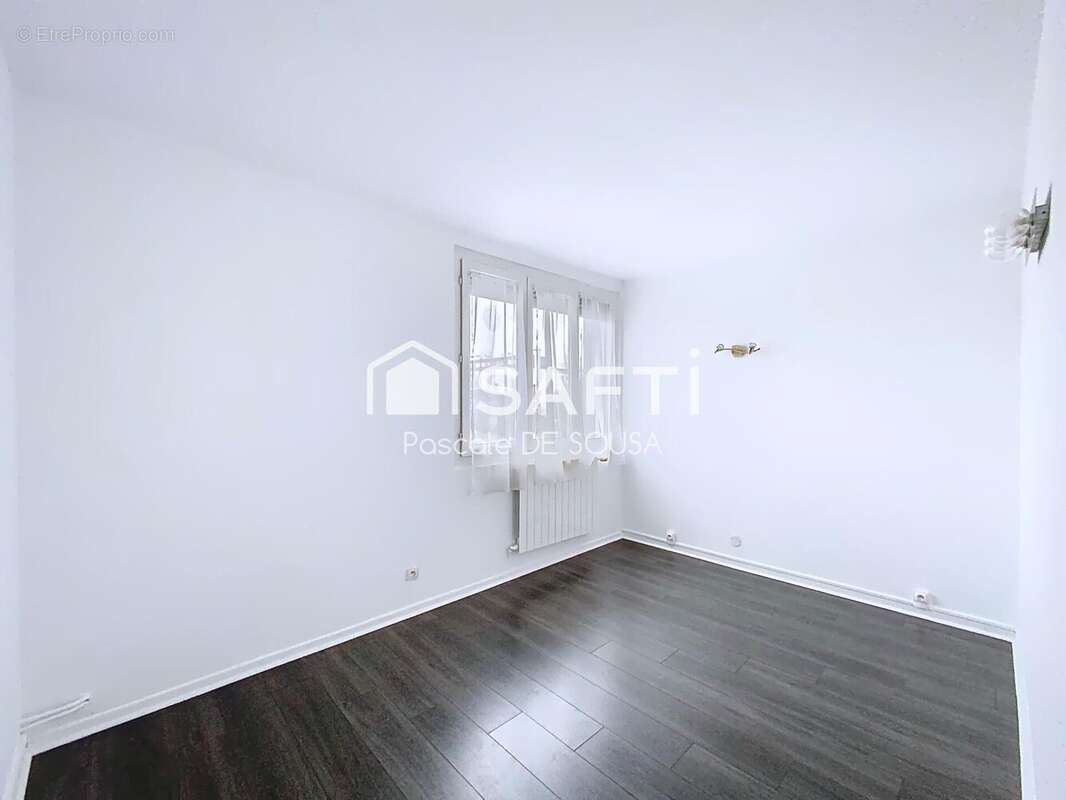 Photo 9 - Appartement à RUEIL-MALMAISON