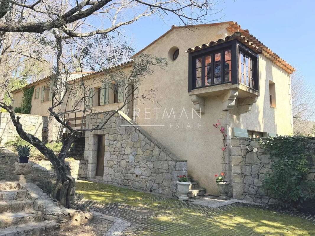 Villa avec piscine et vue à pied du village - Seillans - photo 20