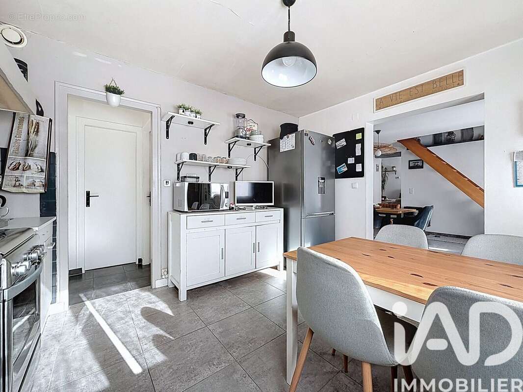 Photo 3 - Maison à LA MADELEINE-DE-NONANCOURT