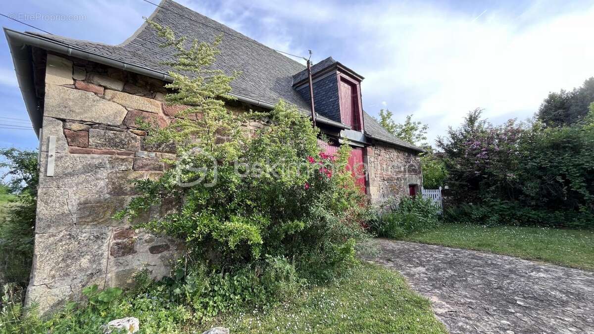 Maison à CHATRES