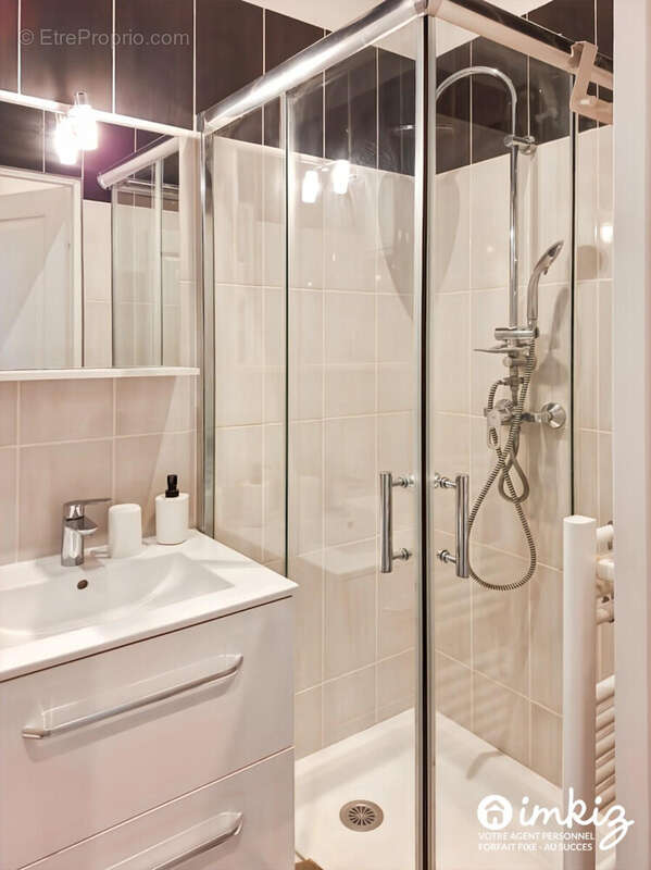 Appartement à PARIS-19E