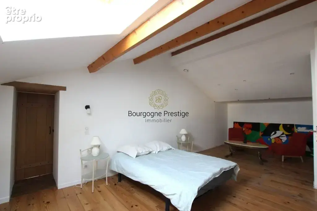 A 15 km a l'est de tournus, belle longere du xixe siecle avec piscine et dependances terrain 2912 m² - photo 18