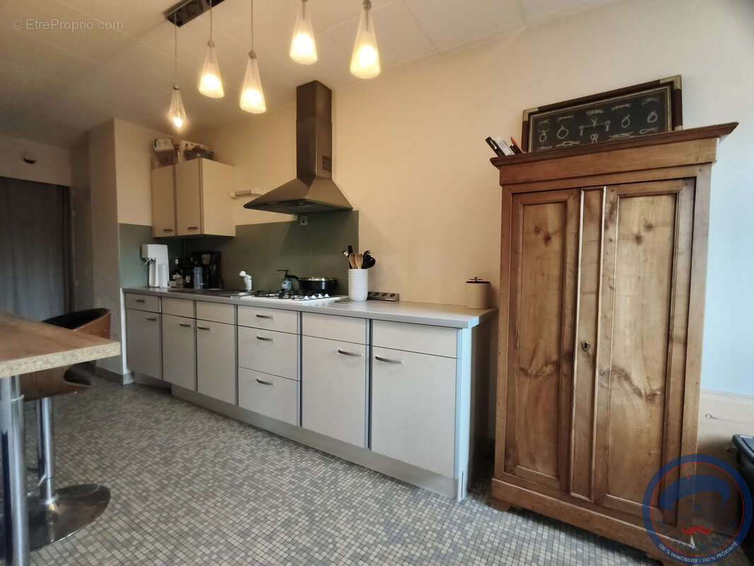 Appartement 4 pièces - 84m2 à TOURS  * Jardin Jean de Ockghem * - photo 3