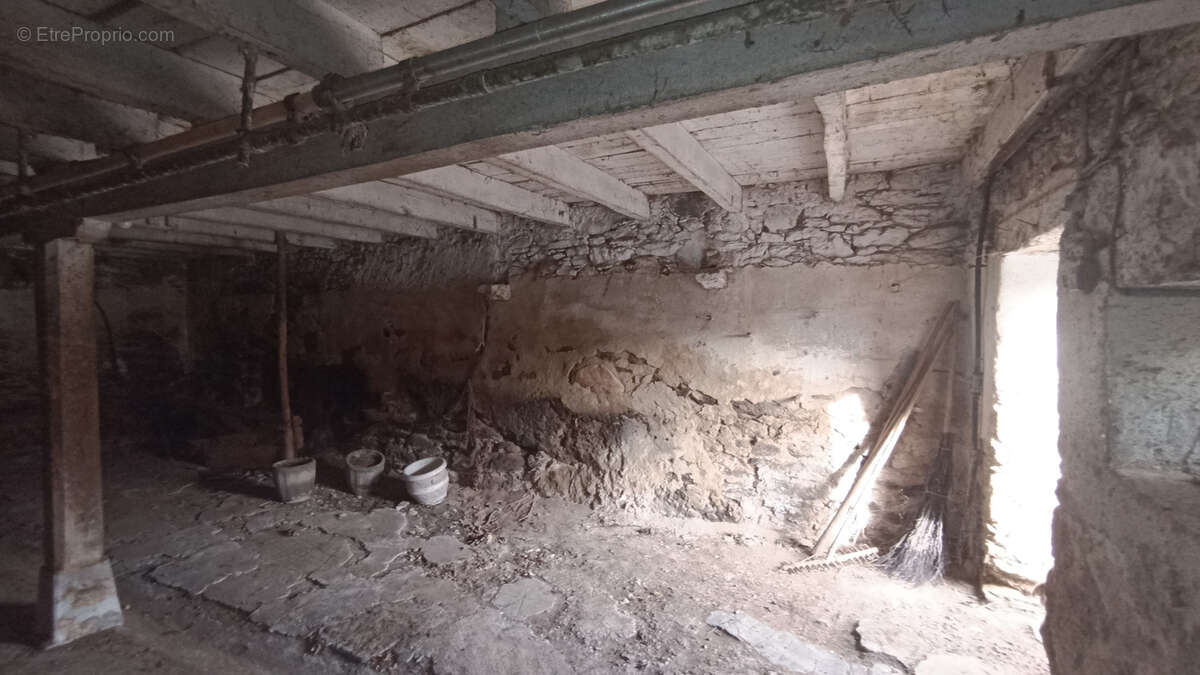 Maison à LA COQUILLE