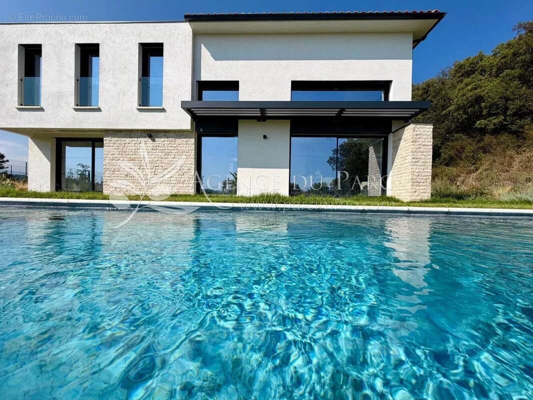 Domaine sécurisé villa au calme vue dégagée - photo 18