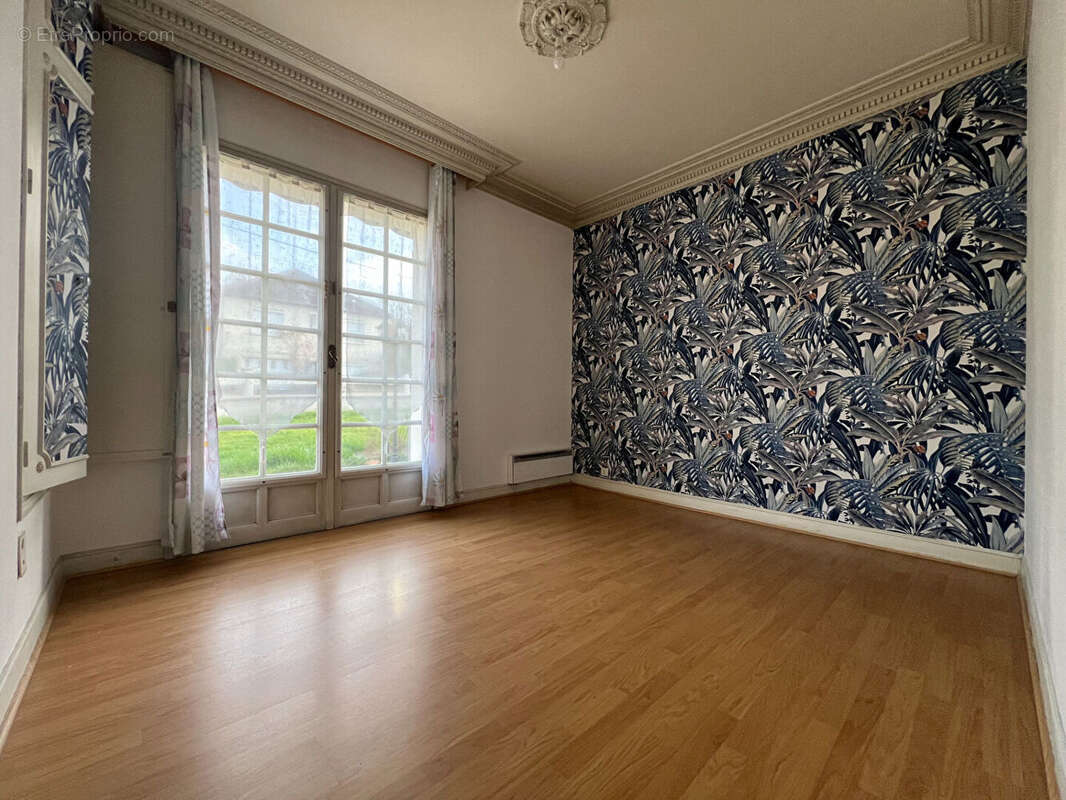 Maison Montlucon 6 pièce(s) 177 m² - photo 6