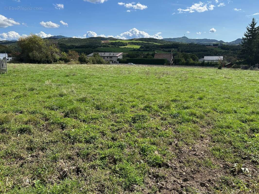 Terrain à LA ROCHETTE