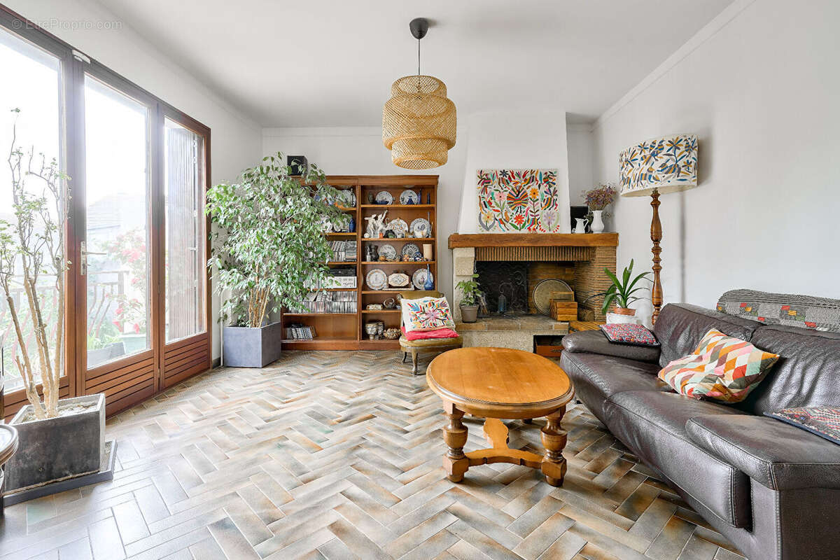 Maison à VITRY-SUR-SEINE