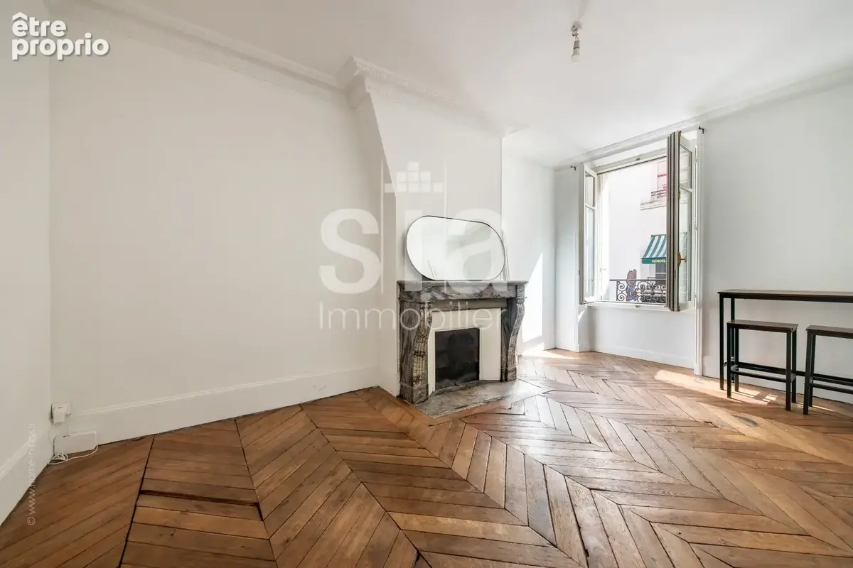 Appartement à PARIS-4E