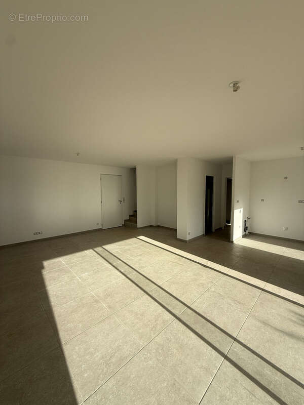 Maison à FORCALQUEIRET