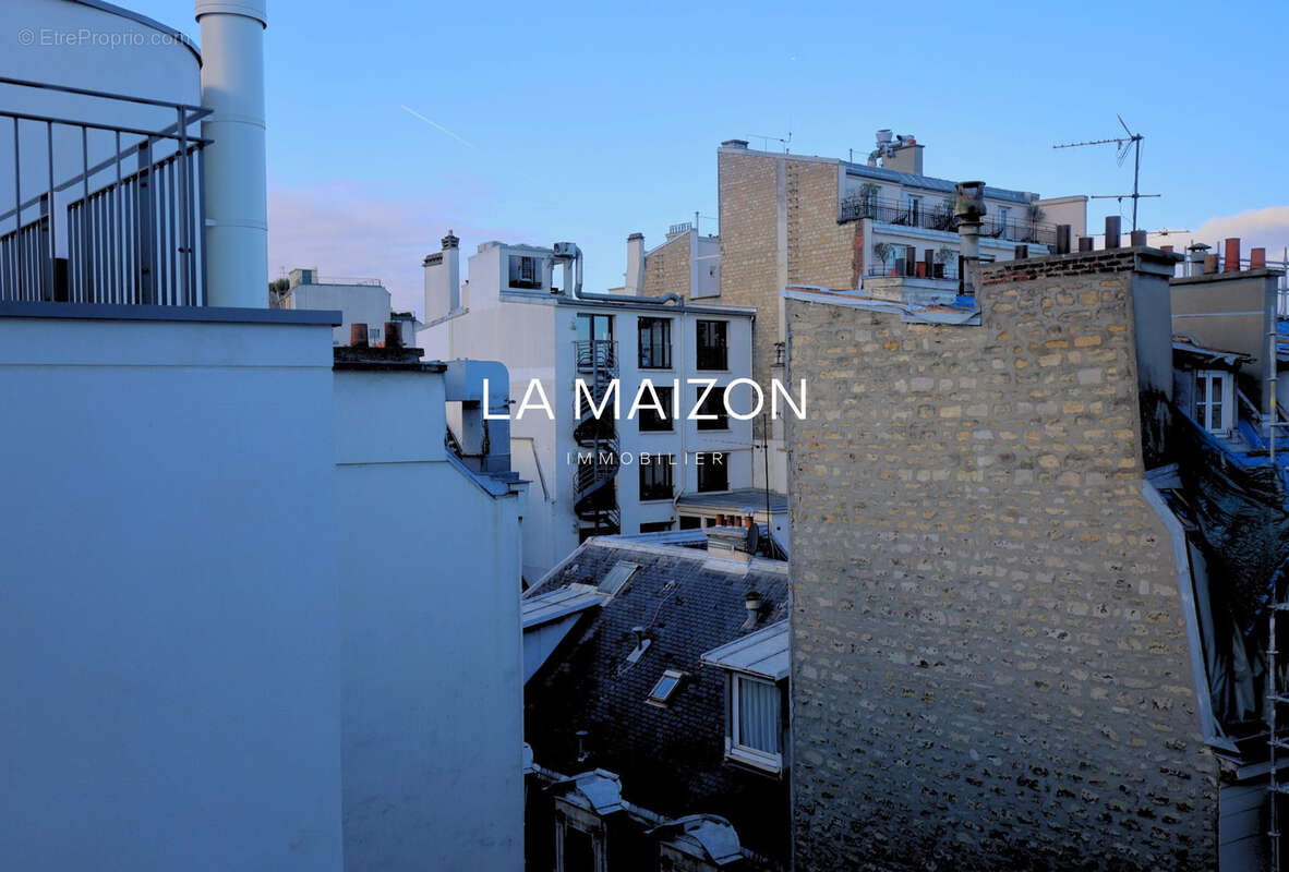 Appartement à PARIS-8E