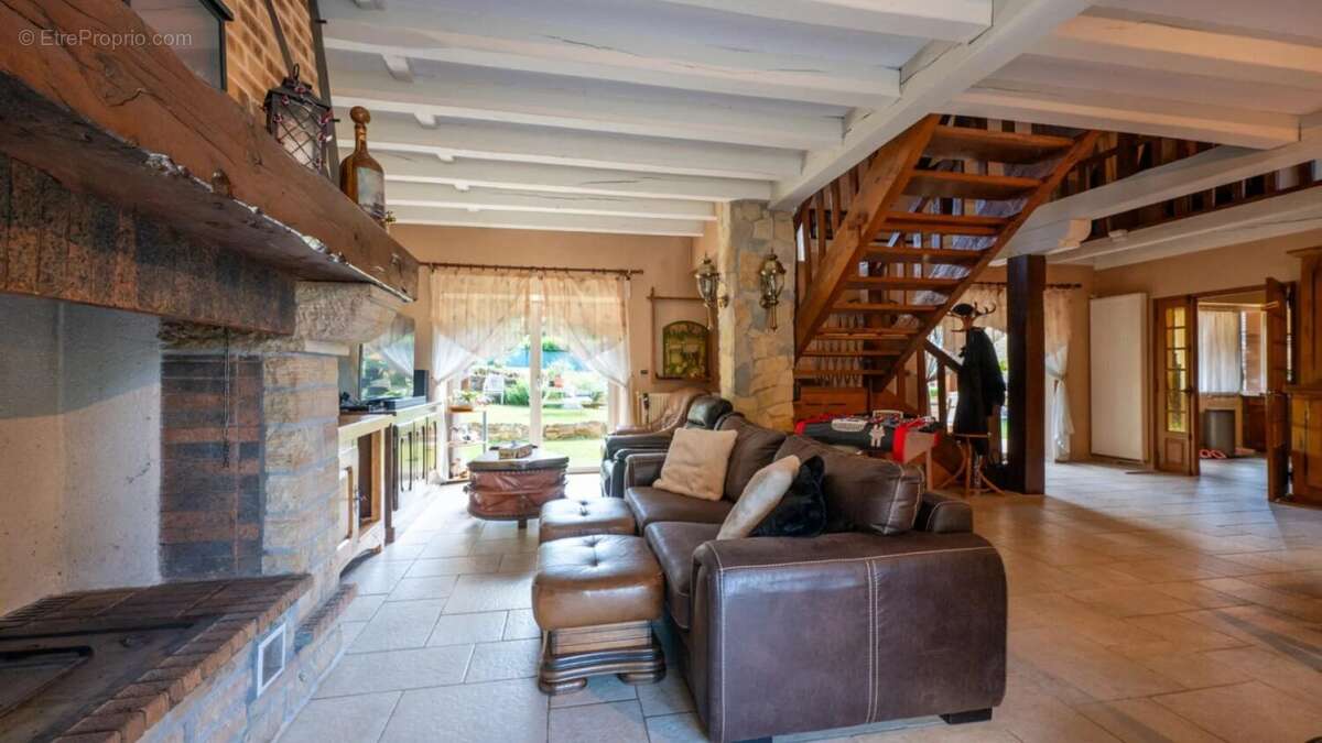 EXCLUSIVITE - Cadre de vie paisible pour cette belle et spacieus - photo 19