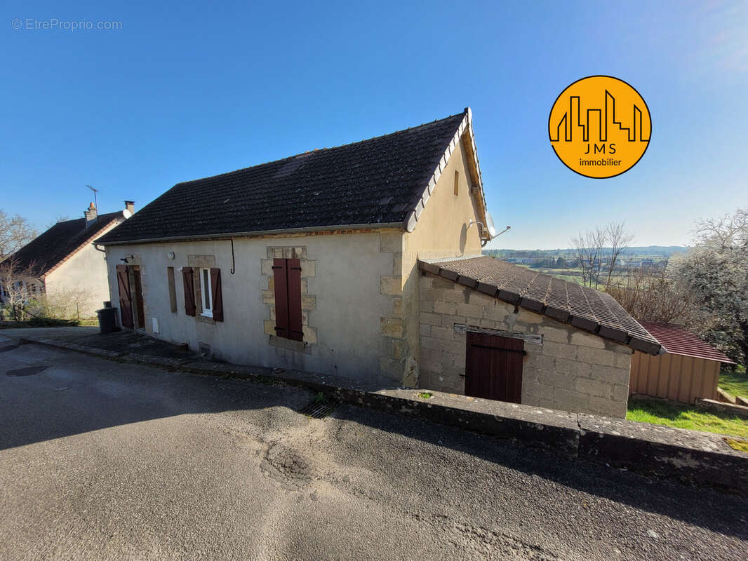 Maison à TRONGET