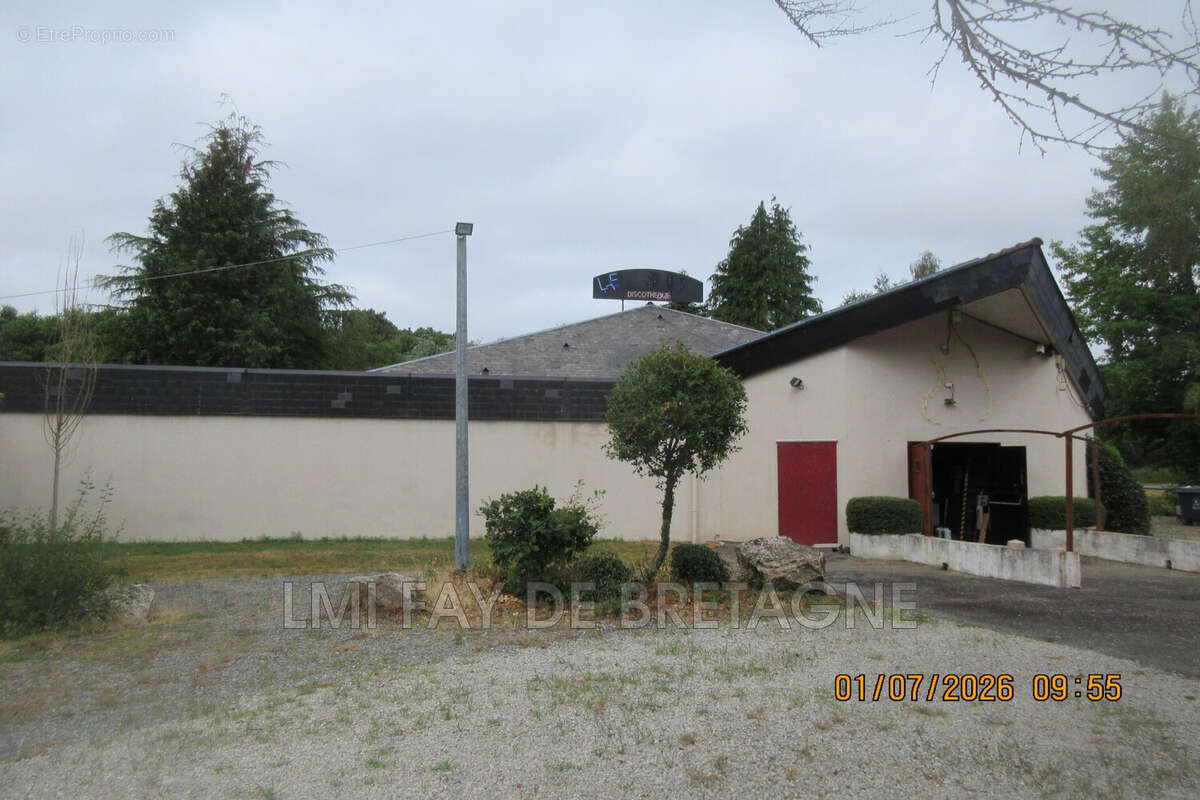 Commerce 640 m² à Maure-De-Bretagne  - photo 4