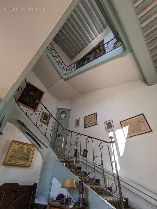 MAISON ANCIENNE 290 m² / jardin 400 m² - photo 17