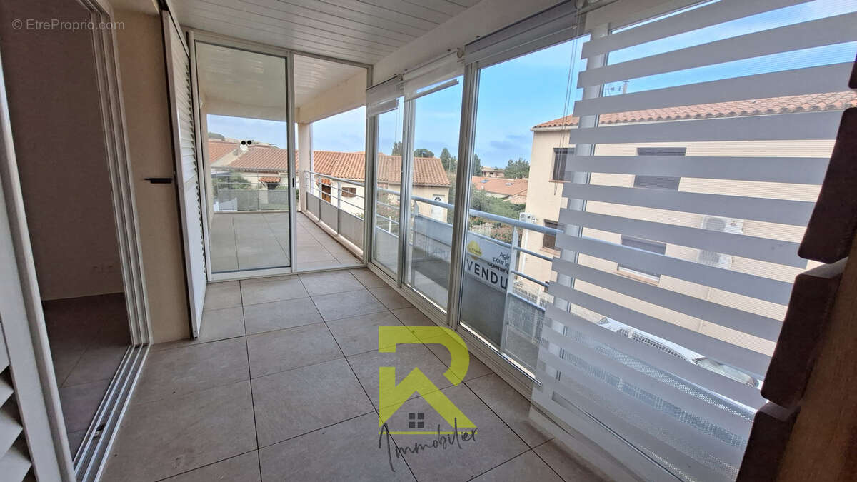 Appartement T3 avec ascenseur, garage et grande terrasse à 200 mètres de la plage - photo 8