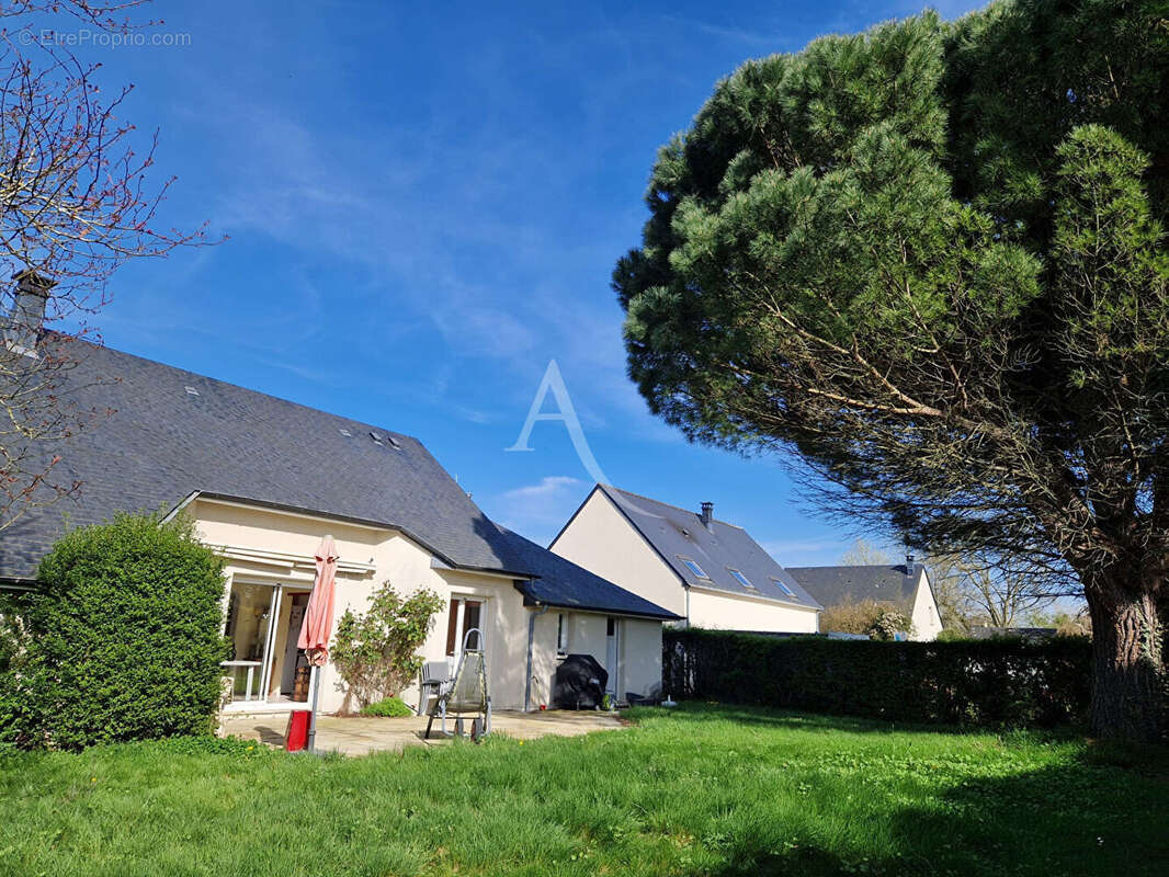 Maison à LE PLESSIS-GRAMMOIRE