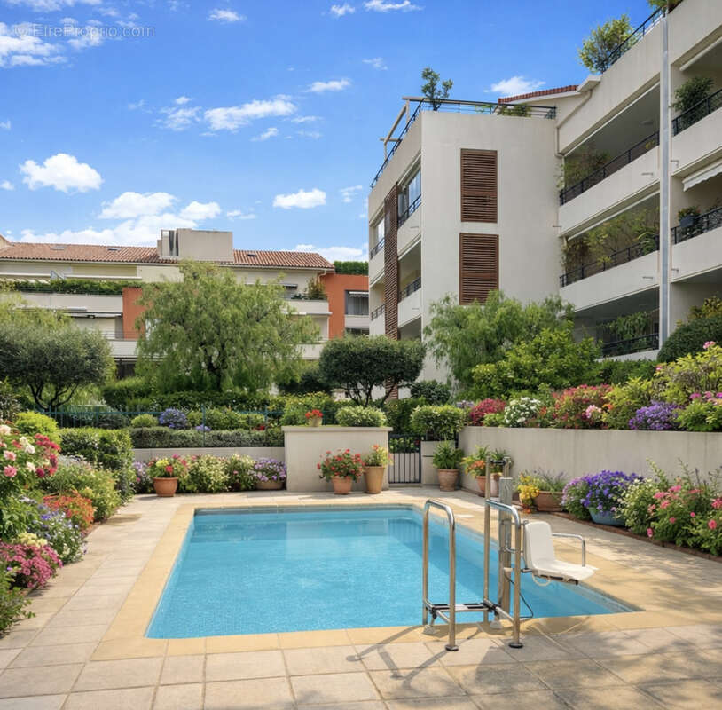 Appartement à SAINT-RAPHAEL