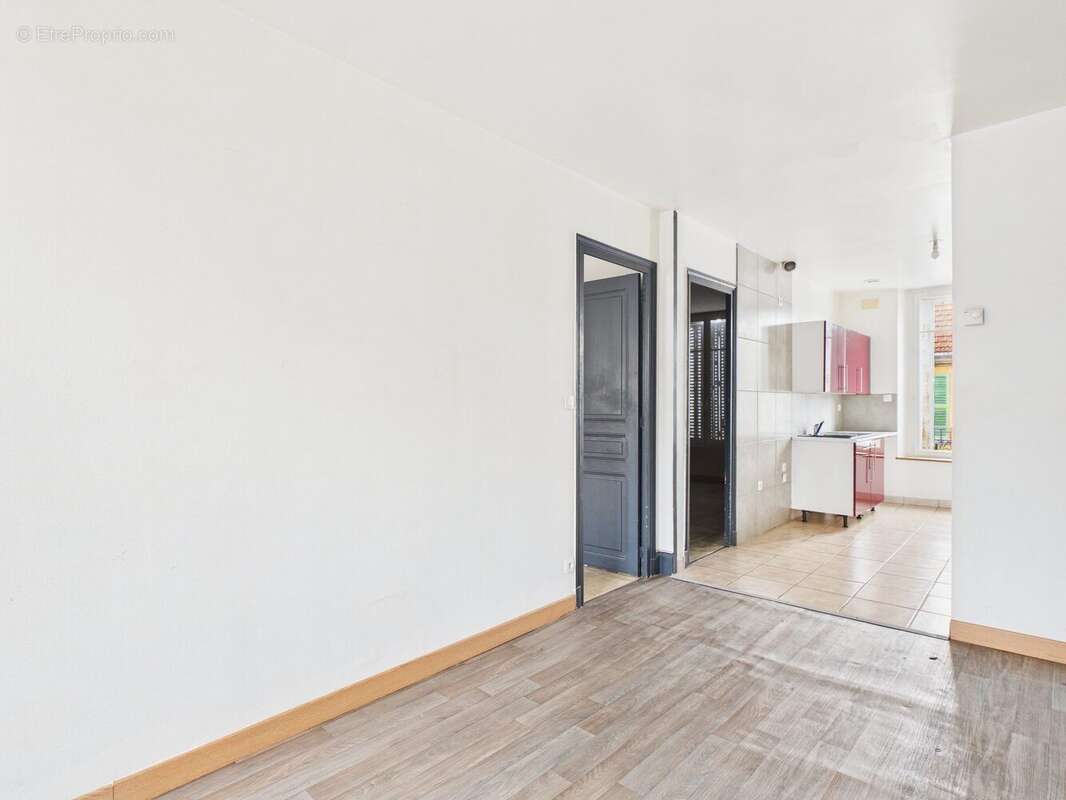 Appartement à ROMILLY-SUR-SEINE