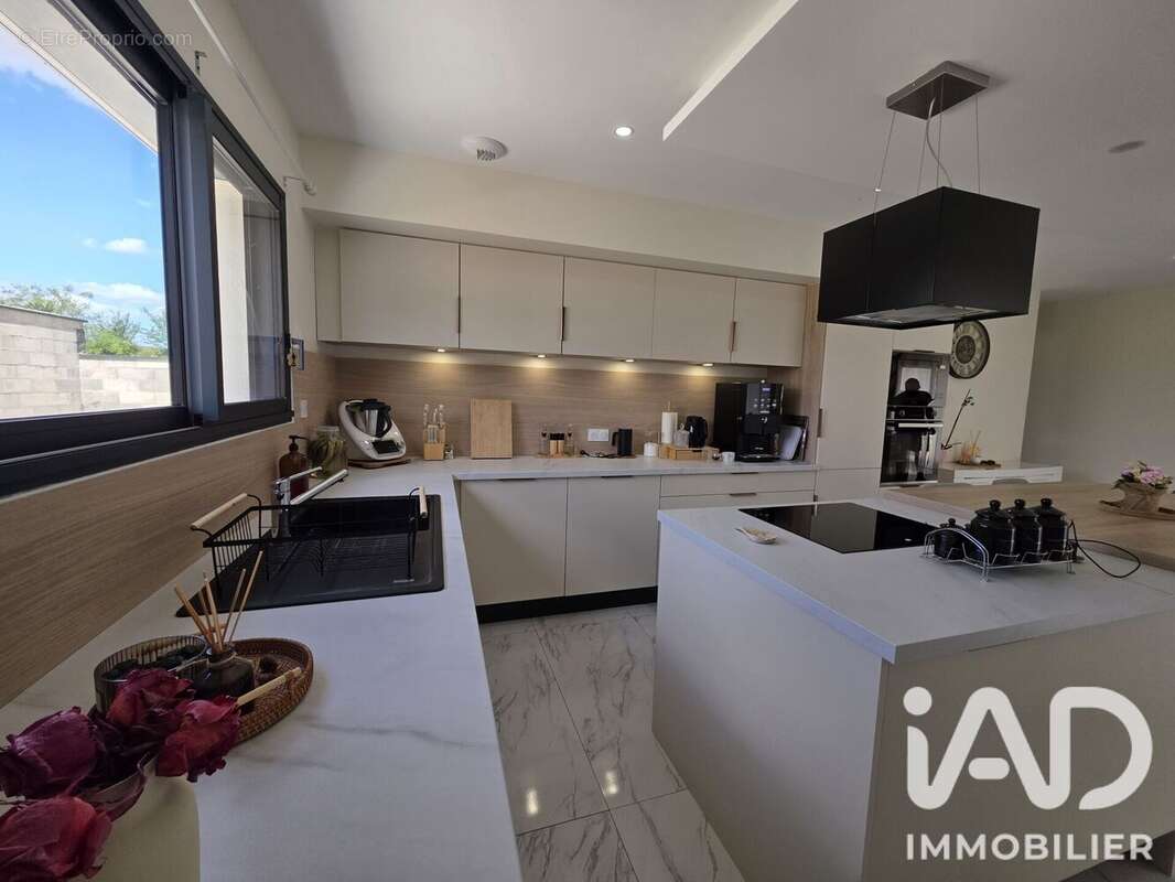 Maison 148 m² à Crimolois  - photo 8