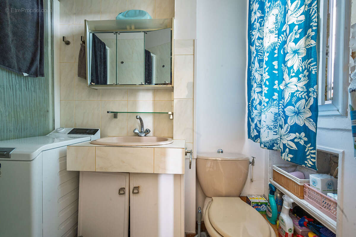 Appartement à PARIS-14E