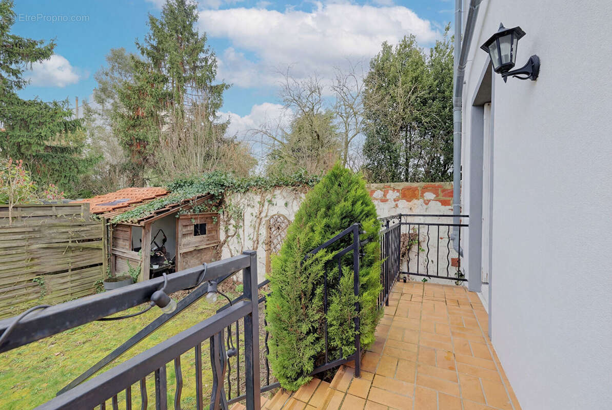 Appartement à LE PERREUX-SUR-MARNE