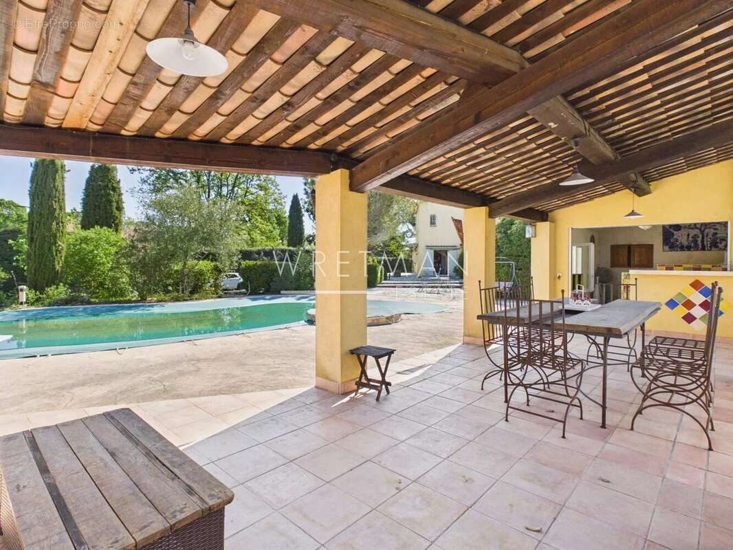 Maison à CALLIAN