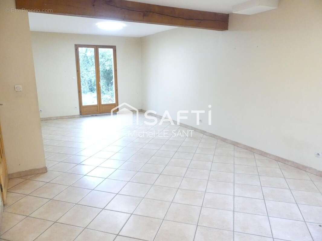 Photo 8 - Maison à LABRUYERE
