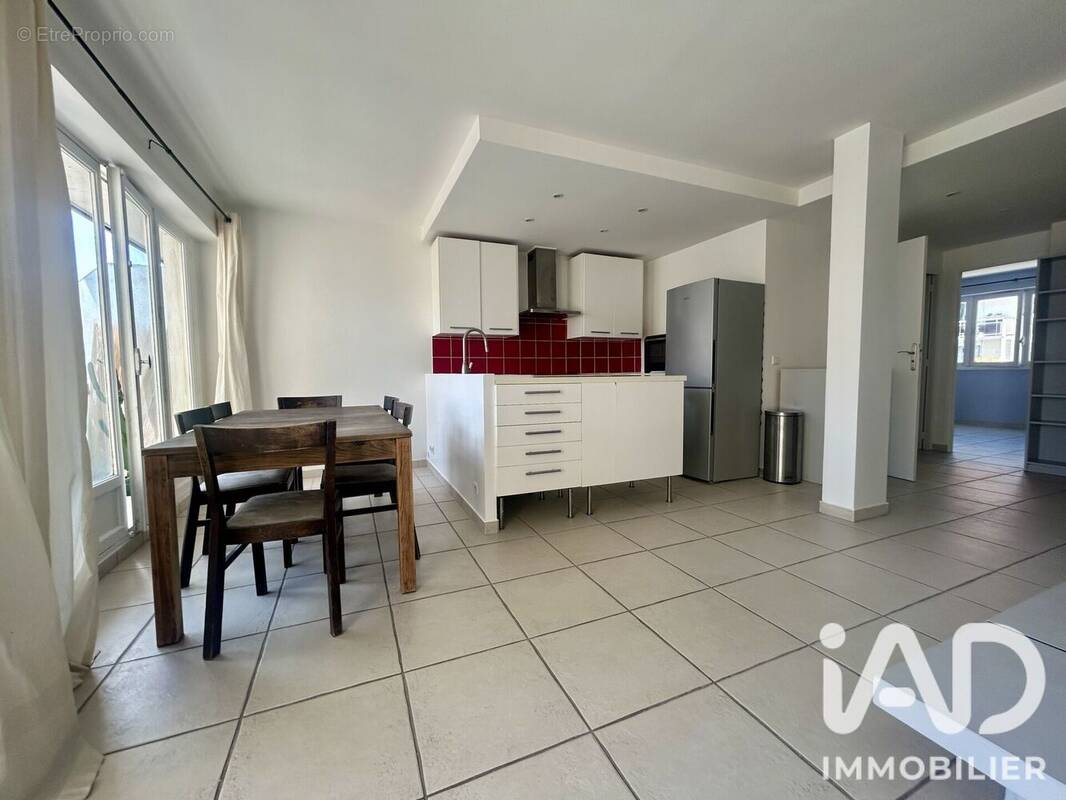 Photo 1 - Appartement à PARIS-20E