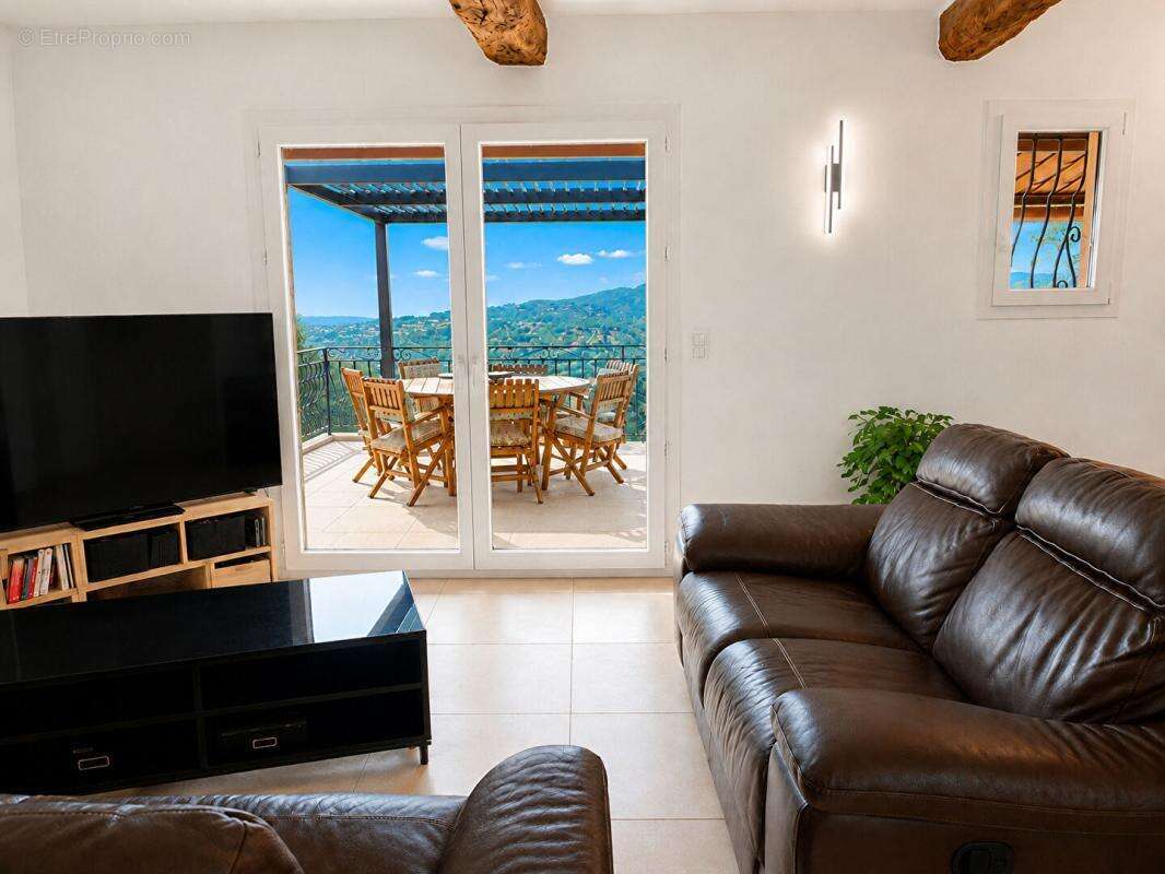 Superbe villa vue mer proche du village - photo 9