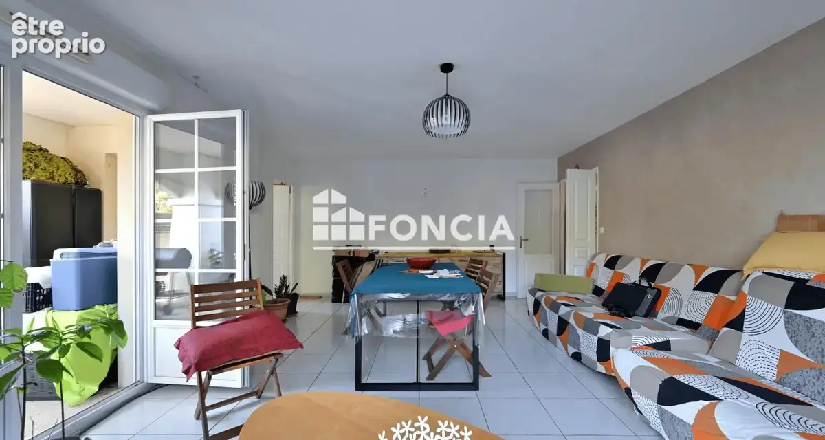 Juvignac Appartement rez-de-chaussée 85 m² avec jardin privatif, terrasse et garage, idéal pour vivre comme en maison - photo 3