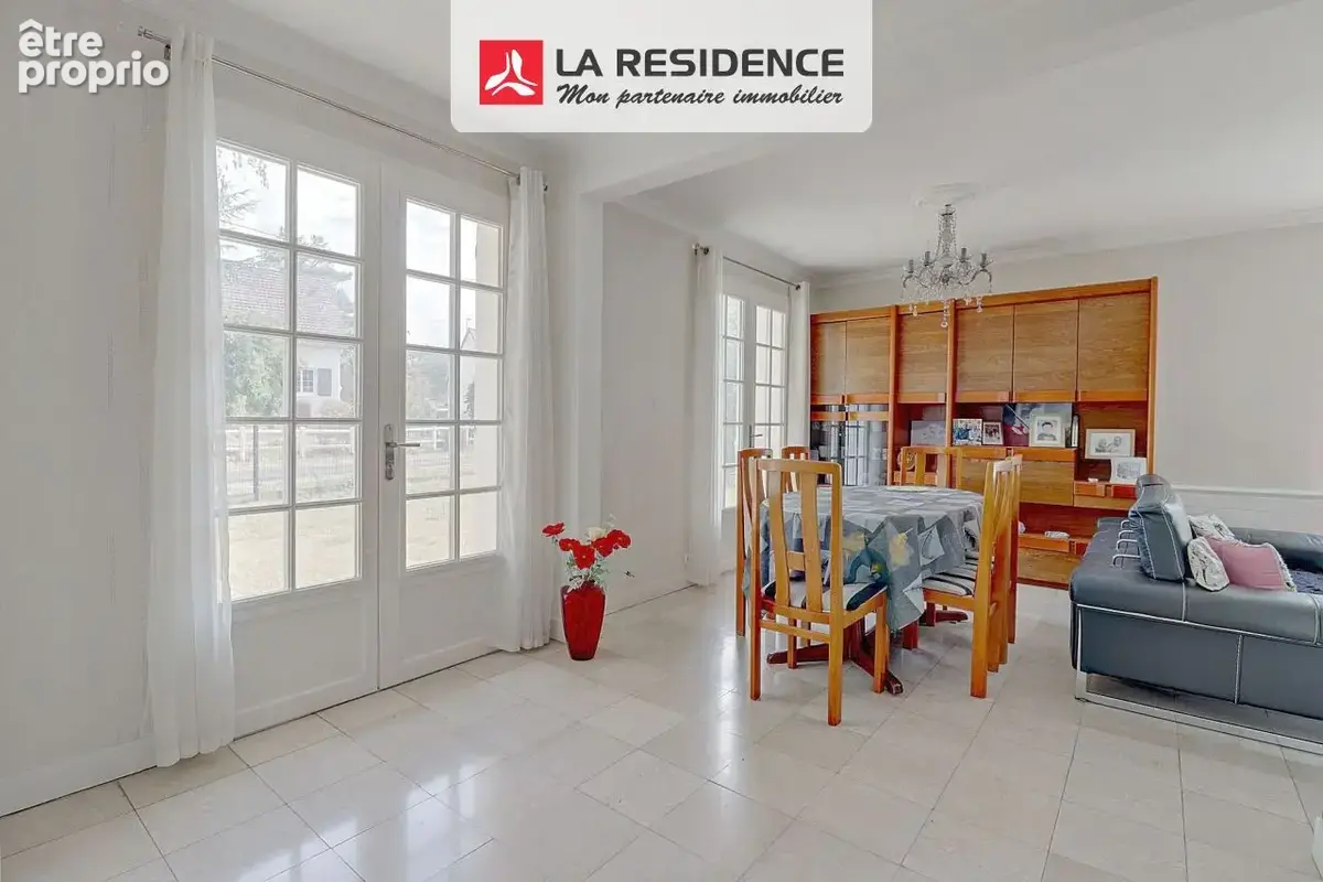 Maison 6 pièces 125 m² à vendre à Cour-Cheverny (41700) - photo 3