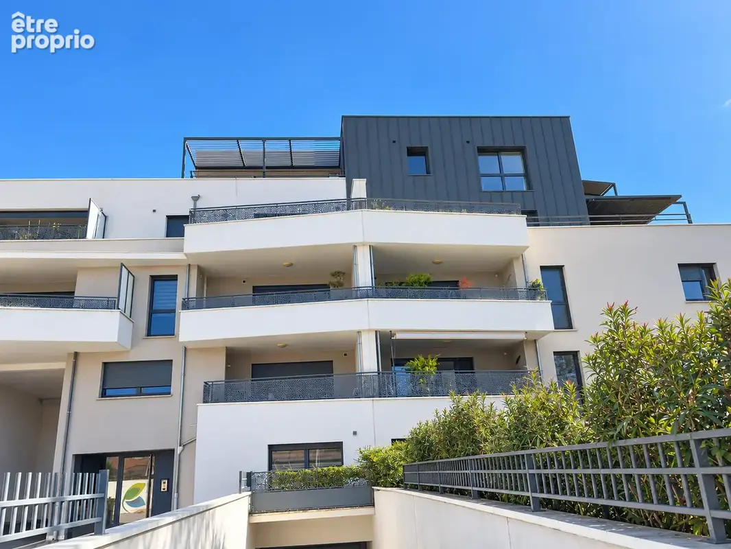 Exclusivité   dernier étage   4 pièces de 93 m2   terrasse 53 m2   garage et parking - photo 35