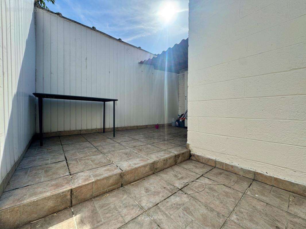 Maison à CROIX