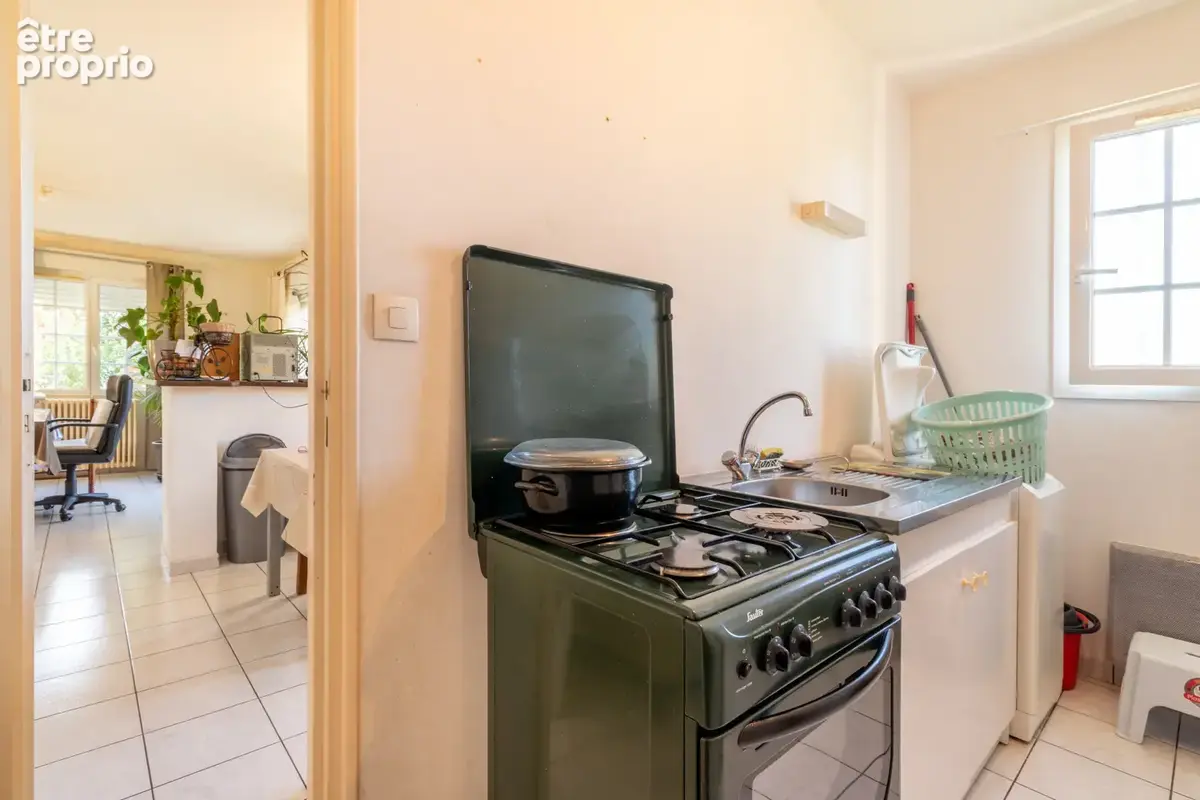 Saint-savinien   maison de plain-pied de 97 m2   grand garage   terrain de 719 m2 - photo 6