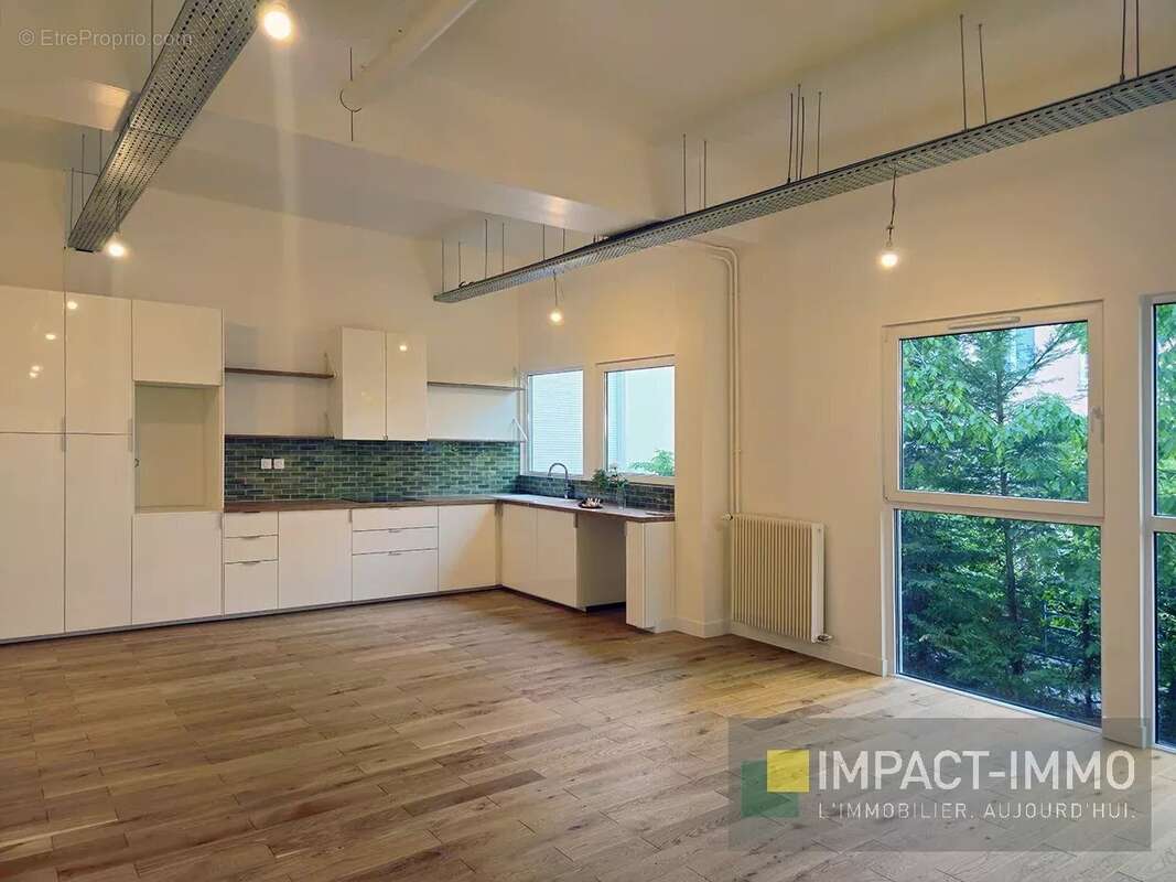 Appartement à SURESNES