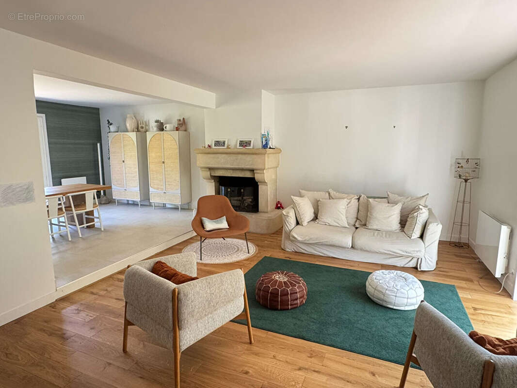 Maison à CRESPIERES