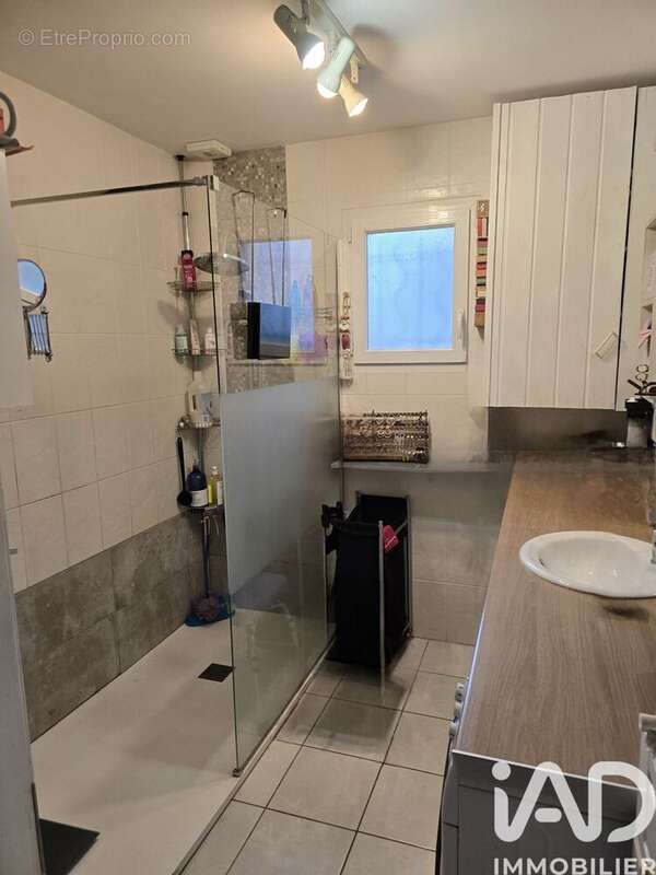 Maison 124 m² à Ambleon  - photo 6