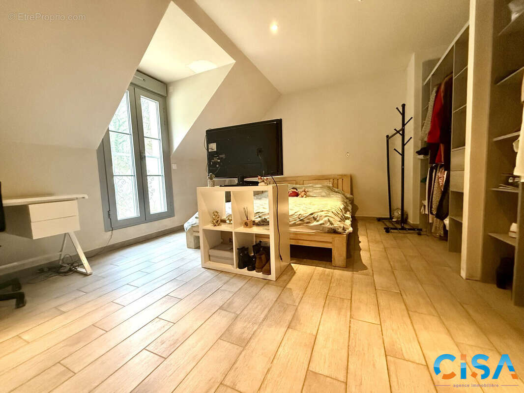 Maison à RONQUEROLLES