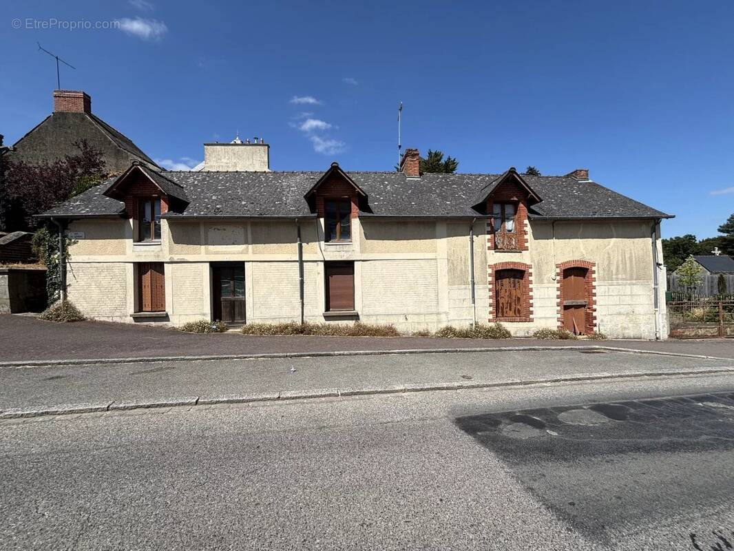 Maison à LES BRULAIS