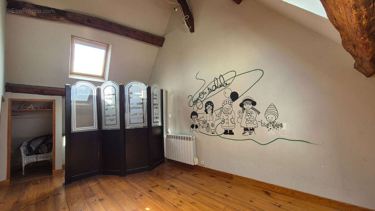 Appartement à BRIE-COMTE-ROBERT