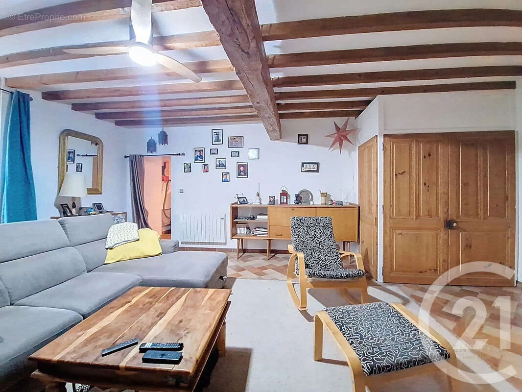 Maison à GRIGNY